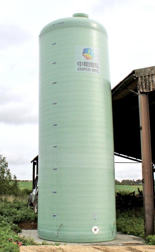 Liquid-fertiliser-tanks